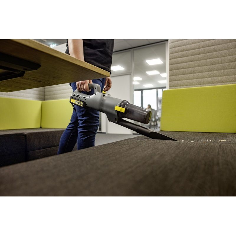 Акумулаторната Прахосмукачка за сухо почистване Karcher LVS 1/1 Bp